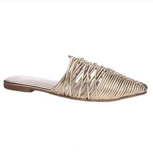 42 Gold Cleo Mule Sandals NWOT Strappy Leather Pointed Toe Size 6.5 Shoes NEW
